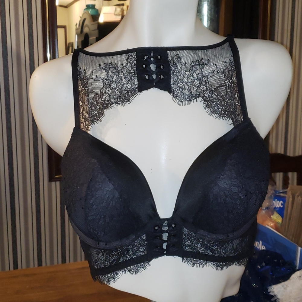 Victoria Secret pushup Bra